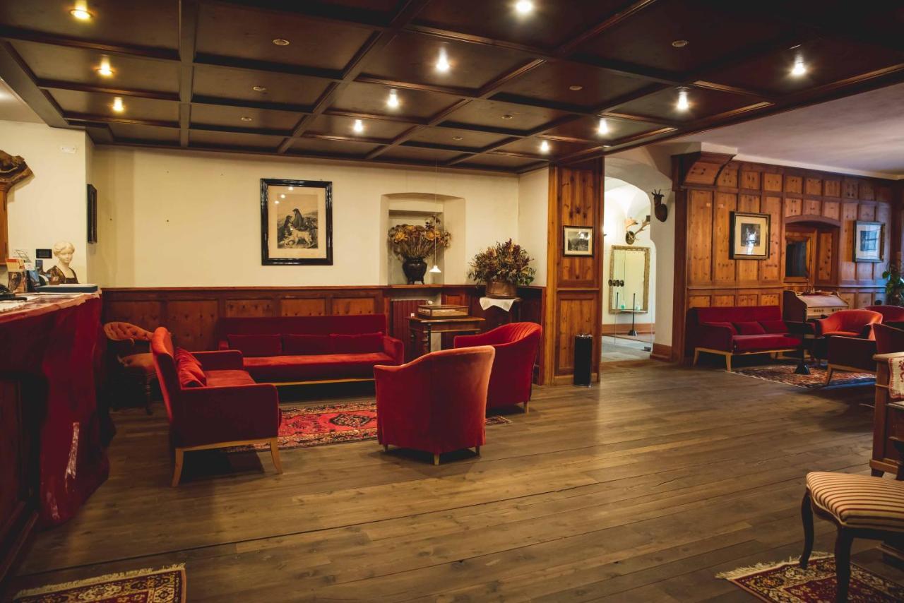 Hotel La Villa Della Regina Gressoney-la-Trinité Buitenkant foto