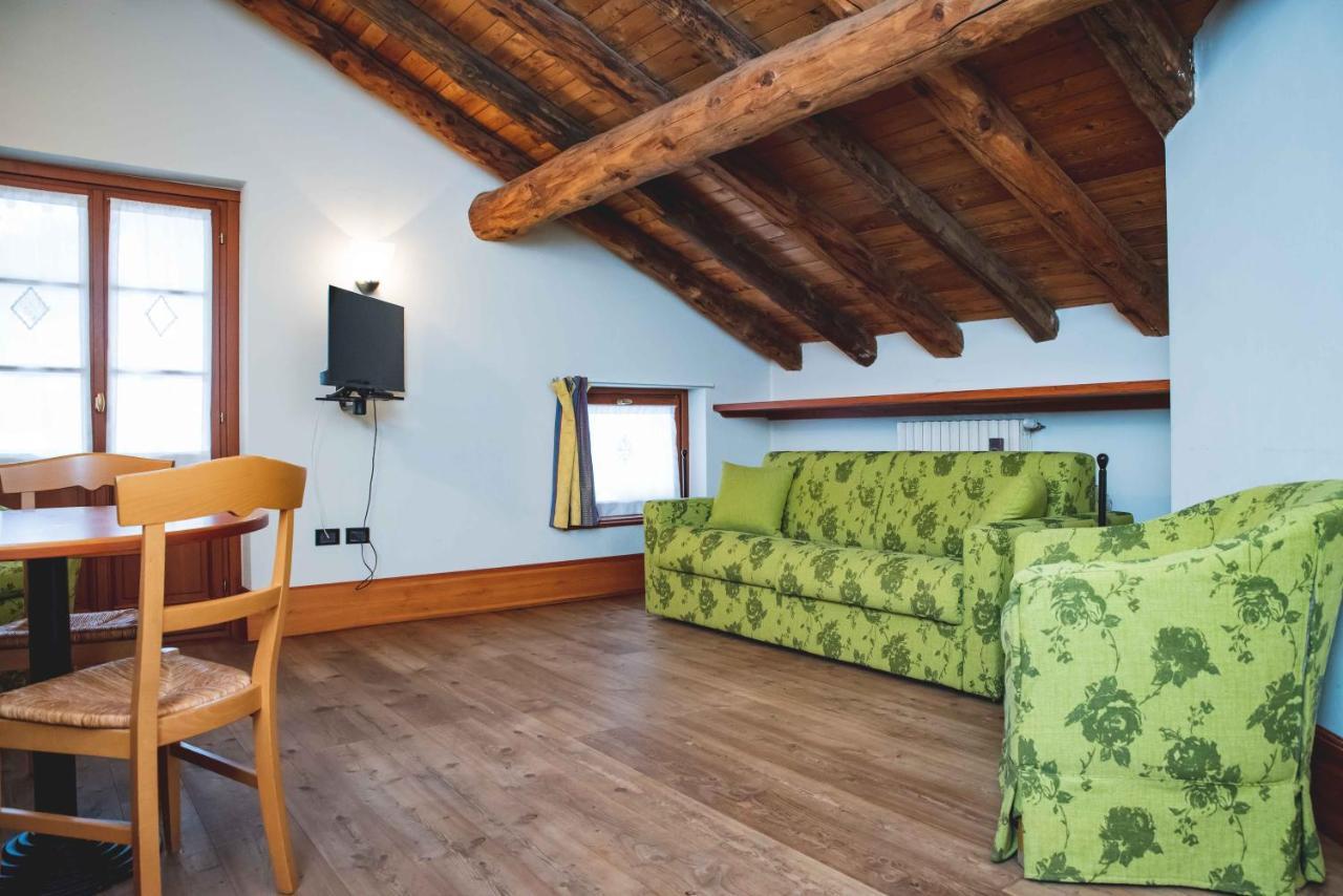 Hotel La Villa Della Regina Gressoney-la-Trinité Buitenkant foto
