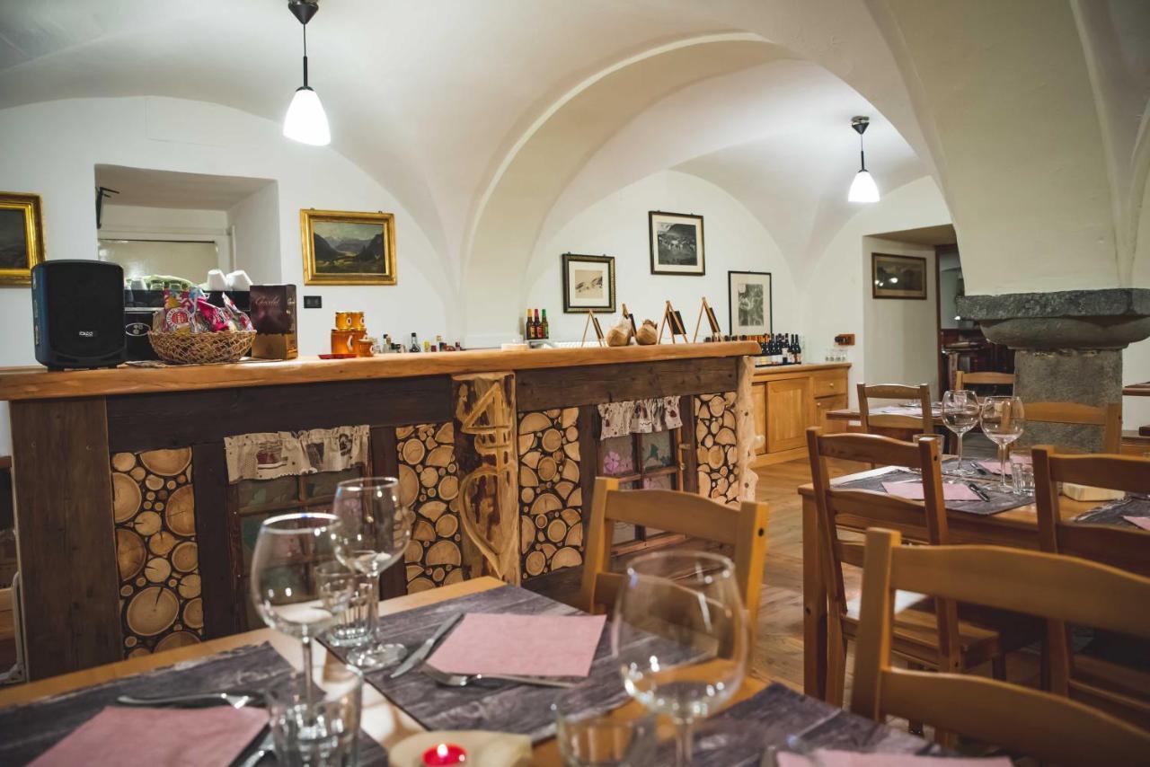Hotel La Villa Della Regina Gressoney-la-Trinité Buitenkant foto