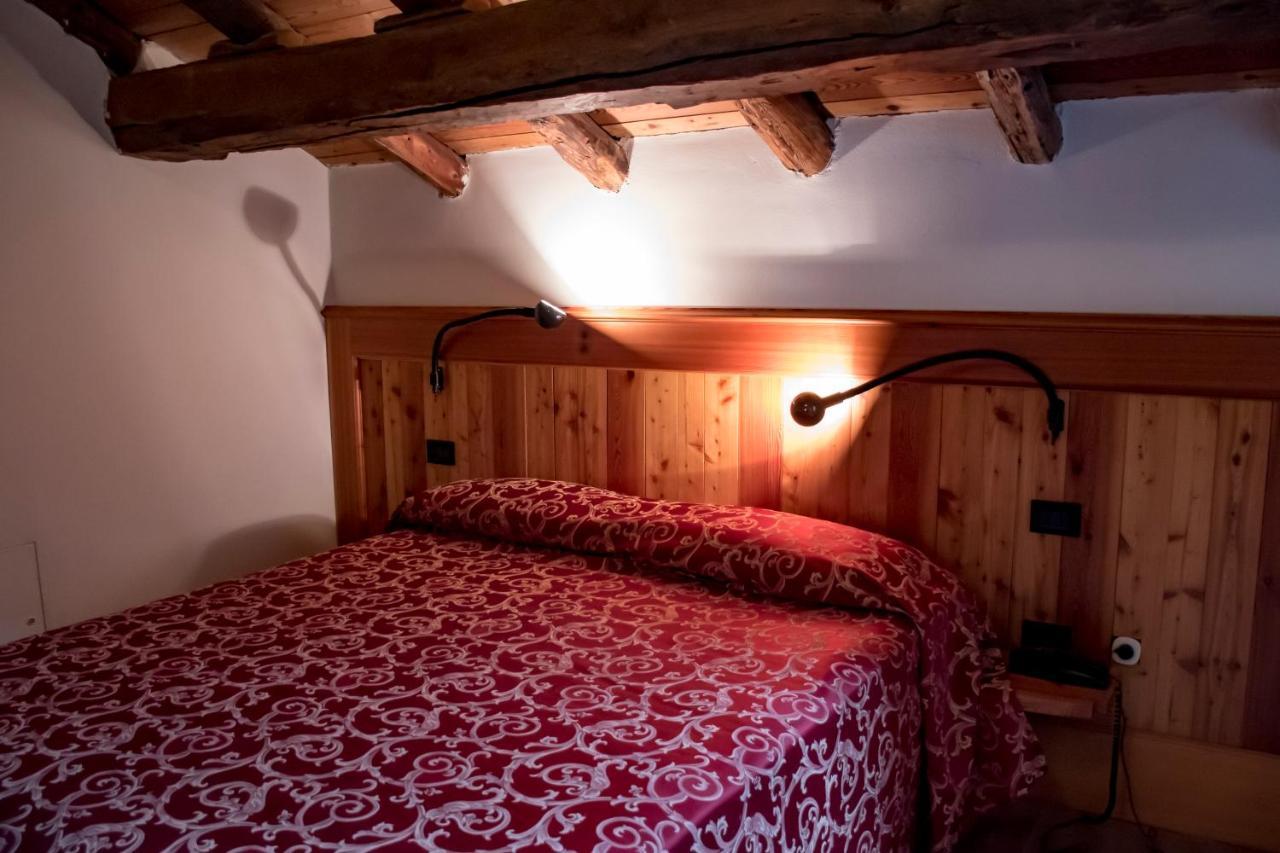 Hotel La Villa Della Regina Gressoney-la-Trinité Buitenkant foto