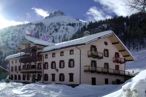 Hotel La Villa Della Regina Gressoney-la-Trinité Buitenkant foto